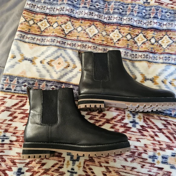 MADEWELL Genuine Leather Chelsea Boots Tan Lug sole low heel Black Size 9.5 - Picture 7 of 10
